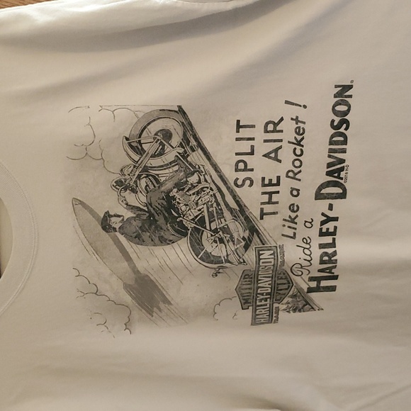 Harley Davidson T-Shirt - Picture 2 of 5